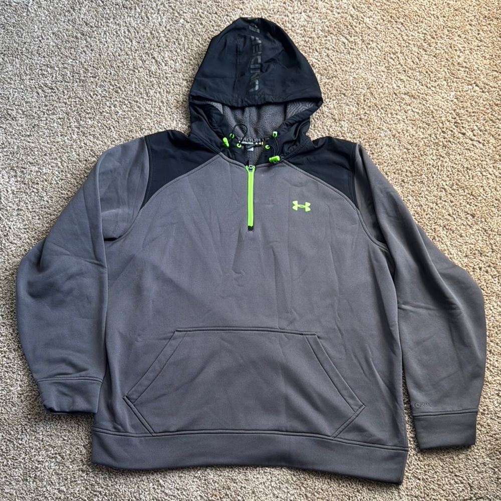 EUC Men's Under Armour Black/Gray Fleece 1/4Zip Hoodie Pullover 1239458 Size XXL